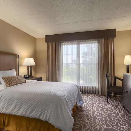 Embassy Suites Pittsburgh - International Airport Coraopolis Ngoại thất bức ảnh