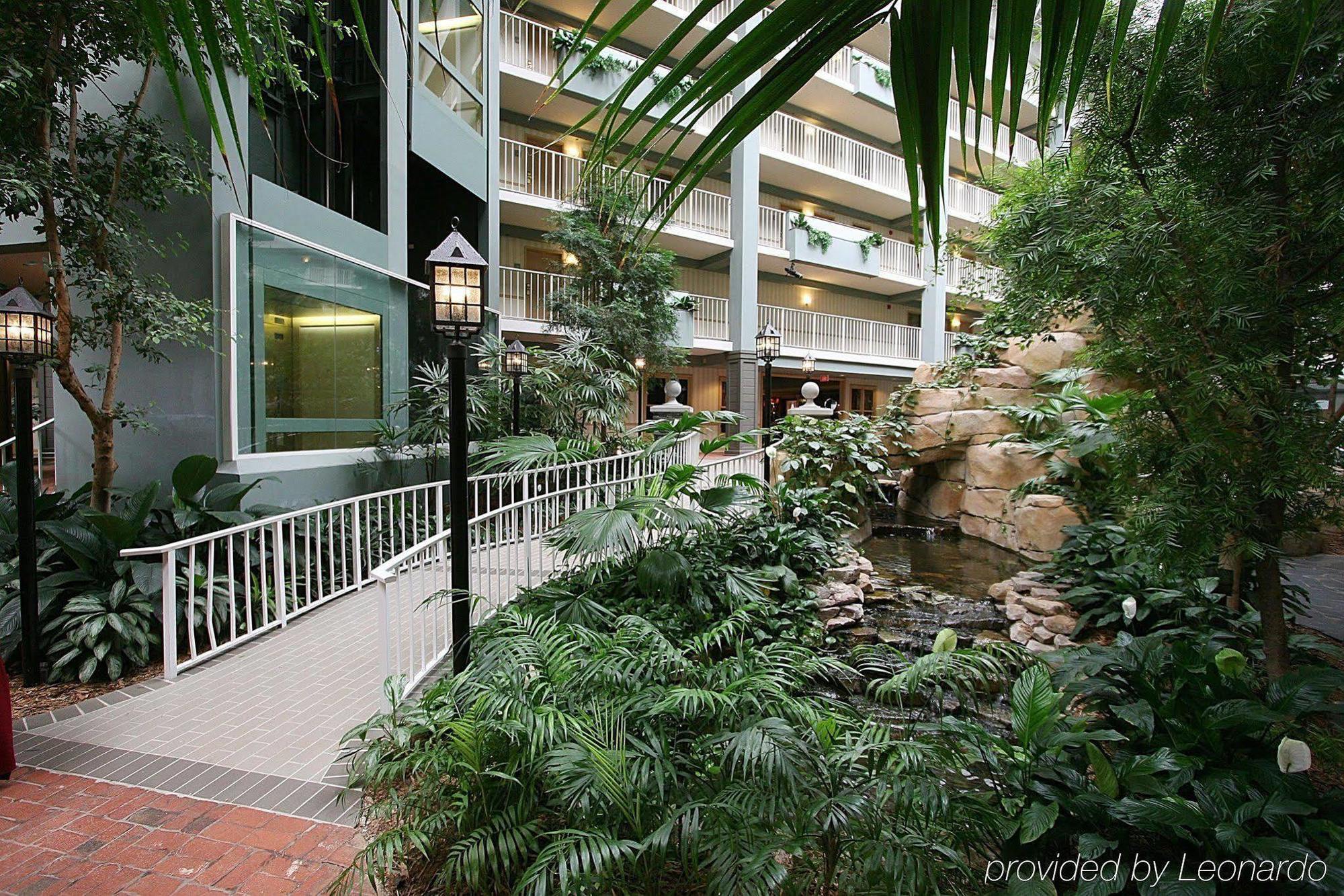 Embassy Suites Pittsburgh - International Airport Coraopolis Ngoại thất bức ảnh